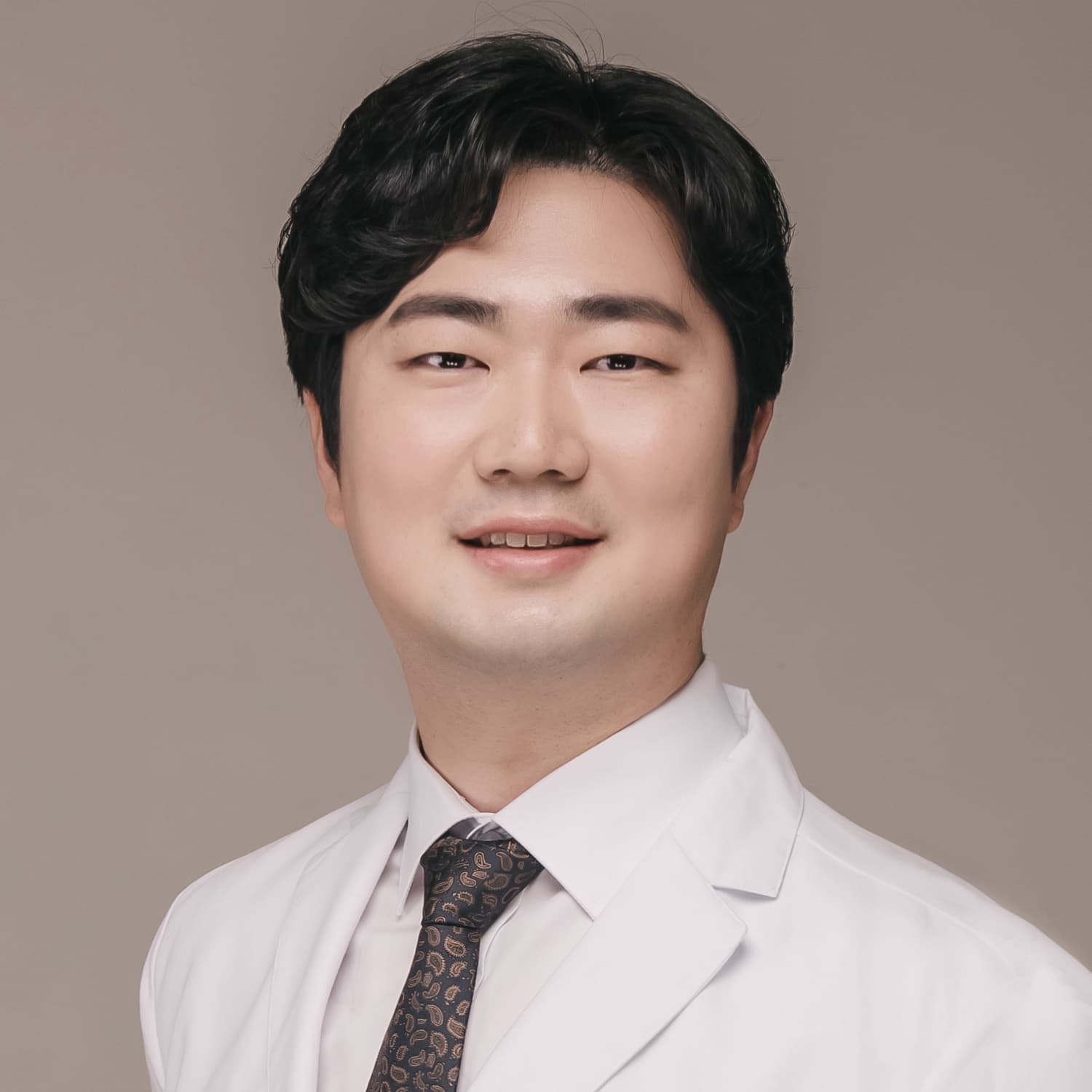정근용